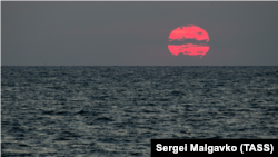 Черное море, иллюстрационное фото