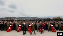 Ceremoni e rivarimit të shqiptarëve të vrarë nga forcat serbe në Krushë të Vogël. Mars, 2014 