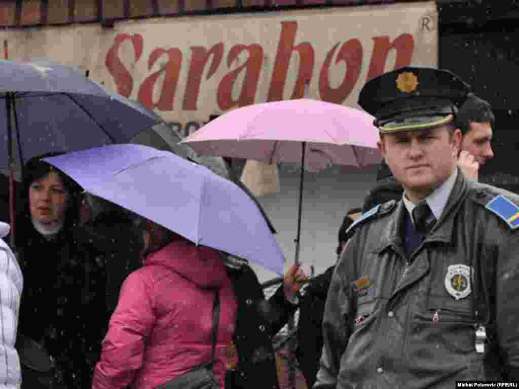 BiH - Protest radnika fabrike ¨Sarabon¨ u Sarajevu, 20.01.2011, Foto: RSE / Midhat Poturović