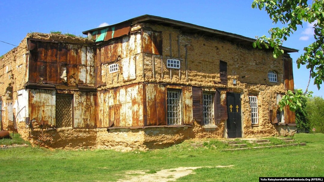 Церква Різдва пресвятої Богородиці в Малій Петриківці, фото 2010 року