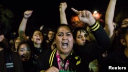 ABŞ-da müňlerçe adam Trampyň ýeňşine garşy protest geçirdi. 9-njy noýabr, 2016 ý.