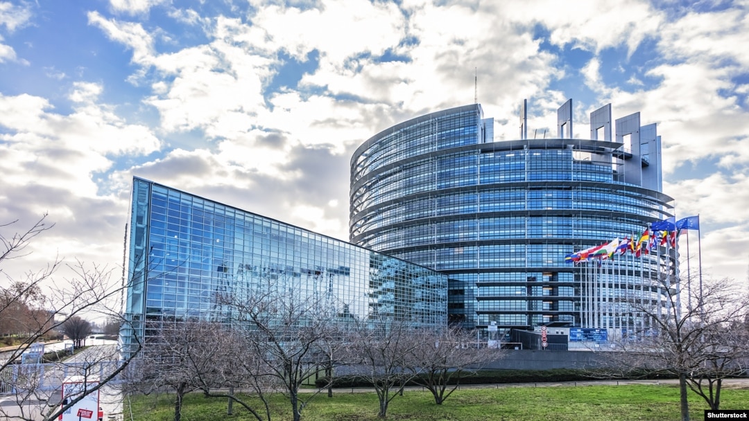 Здание Европарламента в Страсбурге