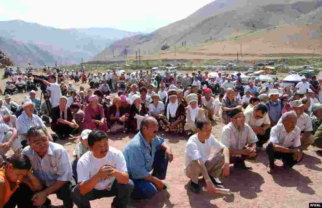 Поминальная молитва памяти жертв Уркуна (Исход) восстания кыргызов в 1916 году.
