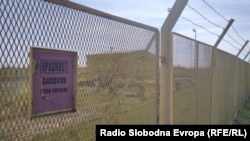 Gasna stanica u vojvođanskom selu Trešnjevac, u čijoj blizini je, prema navodima vlasti, pronađen eksploziv, 6. april 2026.