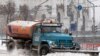 Водитель подобной снегоуборочной машины Владимир Демидов поссорился с подполковником милиции. И был убит.