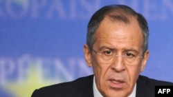 Luxembourg -- Russian Foreign Minister Sergei Lavrov speaks at a press conference after an EU-Russia meeting in Luxembourg, 28Apr2009