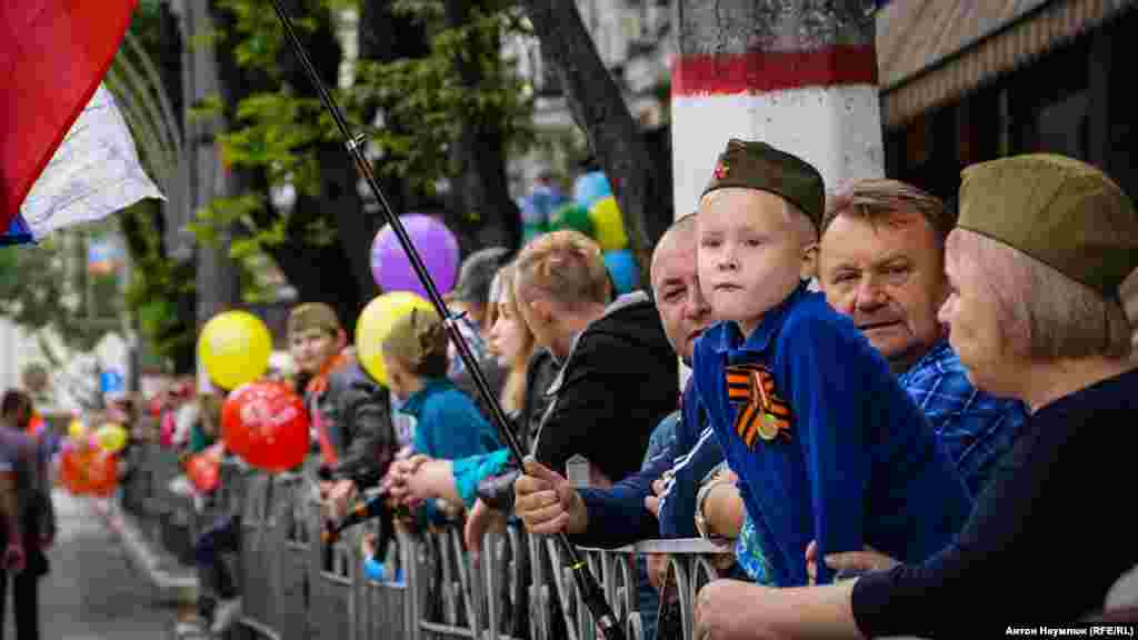 Пілотка &ndash;&nbsp;один із найпопулярніших аксесуарів цього день серед дорослих і дітей