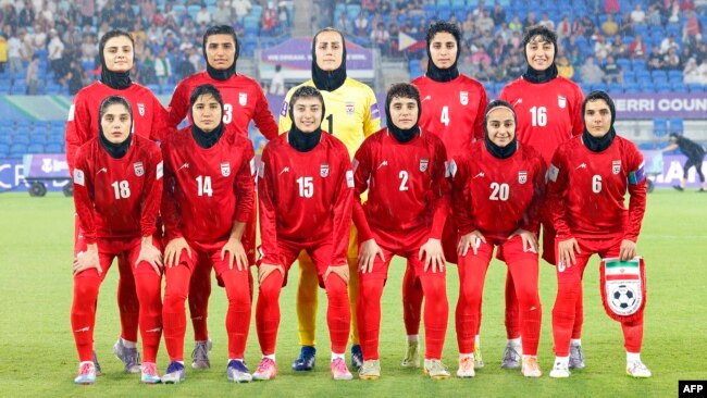 İranın qadınlardan ibarət milli futbol komandası Avstraliyada