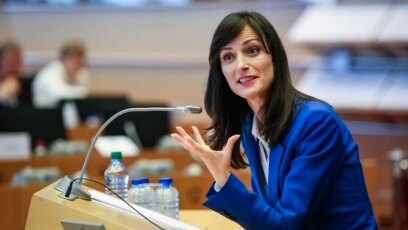 Кандидатът за премиер на ГЕРБ СДС е сегашнaта еврокомисарка Мария Габриел