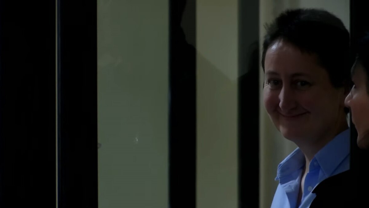 მზია ამაღლობელი პატიმრობაში რჩება - ბათუმში მისი საქმის არსებითი განხილვა დაიწყო