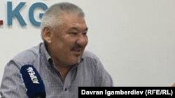 Азимбек Бекназаров.