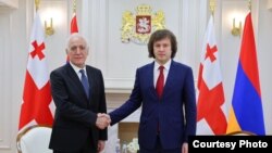 ვაჰაგნ ხაჩატურიანი (მარცხნივ) და ირაკლი კობახიძე