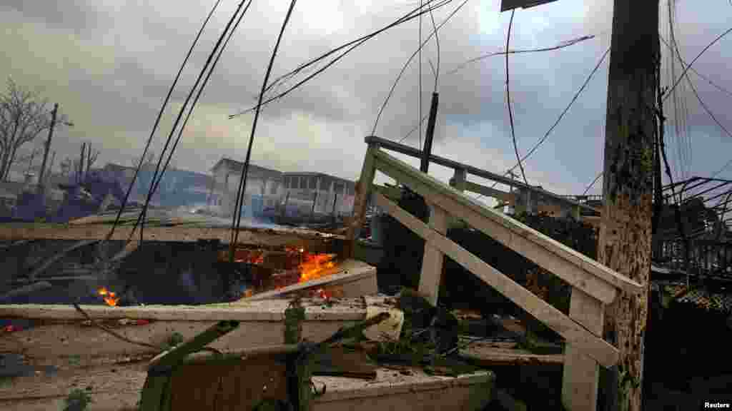 New York, Queens nakon oluje Sandy, 30. oktobar 2012. Foto: REUTERS / Shannon Stapleton 