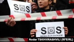 По оценкам экспертов, в целом ситуация со свободной прессой в республике остается плачевной