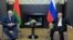 Президентът на Русия Владимир Путин и Александър Лукашенко по време на срещата им в Сочи