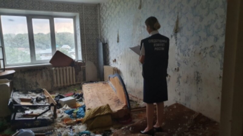 В Ульяновске в захламленной квартире нашли двух маленьких детей