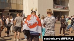 Нямала магілёўцаў прыйшлі з нацыянальнай сымболікай