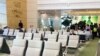В Ашхабадском аэропорту без объяснения причин сняли с рейса семью с маленькими детьми 