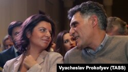 The editor in chief of RT, Margarita Simonyan, with her husband, film director Tigran Keosayan (file photo)