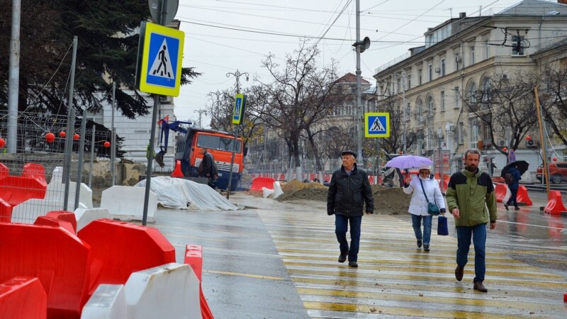На Крым надвигаются сильные дожди и ветер – спасатели