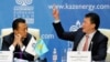 Сауат Мынбаев (слева), в ту пору министр нефти и газа Казахстана, слушает Тимура Кулибаева, председателя ассоциации Kazenergy, на ежегодной конференции Kazenergy в Астане 4 октября 2011 года.
