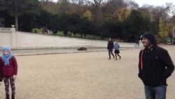 Вена-гIаларчу паркехь догIа догIу.