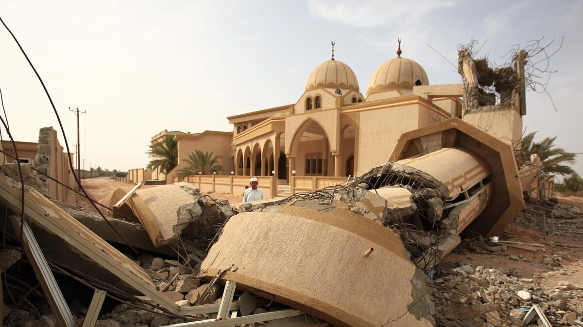 Разрушение мечети. Разрушенная мечеть. Разрушение мечетей в СССР. Destroyed Mosque. Украинцы разрушили мечеть.