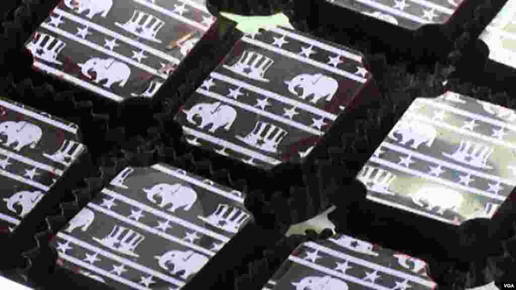 США - Шоколадные конфеты с символами двух ведущих партий Соединенных Штатов