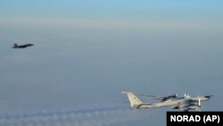 Avioane militare rusești în zbohuri de recunoaștere