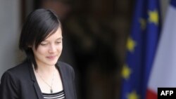 Clotilde Reiss leaves the Elysee Palace in Paris on May 16 after returning to France from Tehran.