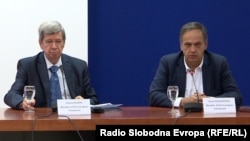 Поранешните пратеници во Европскиот парламент Едуард Кукан и Кнут Флекенштајн
