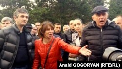 События 3-5 января и единоличное решение президента о помиловании грузинского террориста убедило нас в справедливости наших требований, говорят оппозиционеры