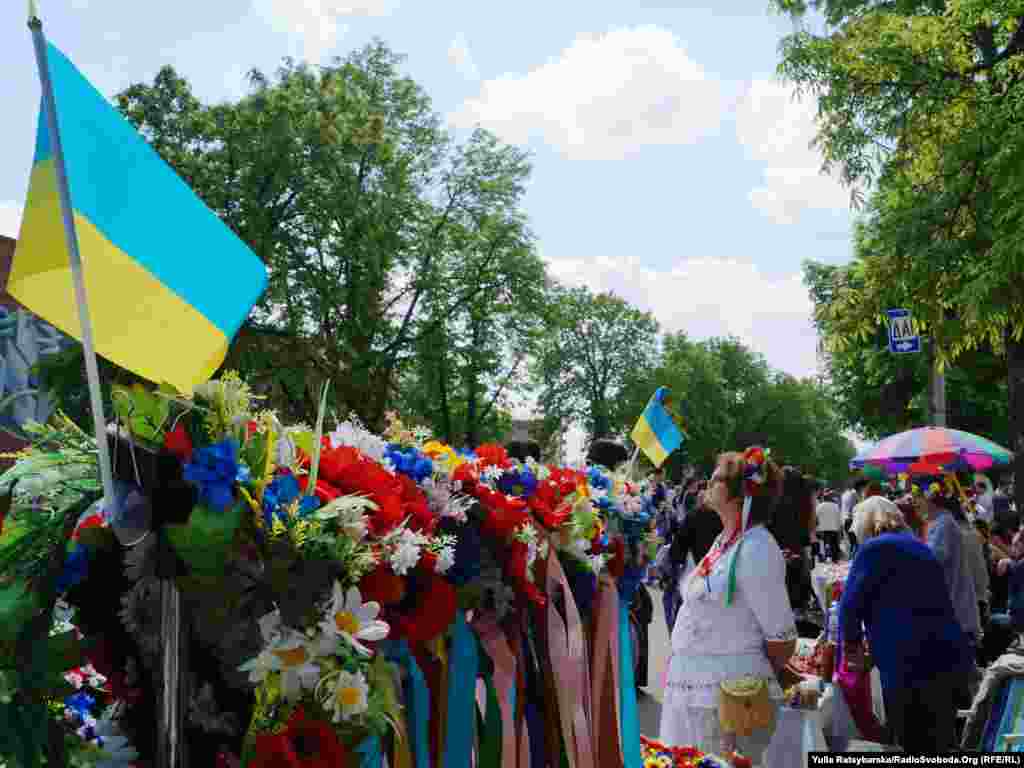Ukraine -- 1 May in Reshetylivka, Poltavsk region, 1May2015