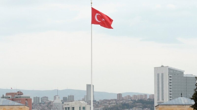 Стамбул шаарынан 437 чет өлкөлүк чыгарылат