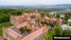 За рішенням державної комісії з питань ТЕБ і НС, від 22 квітня на Буковині діятиме «жовтий» рівень епіднебезпеки щодо COVID-19