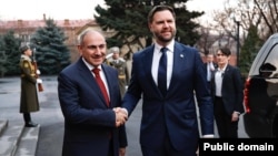 Armenian Prime Minister Nikol Pashinian (left) with US Vice President JD Vance during his visit to Yerevan on February 9.