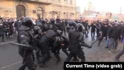 Задержания на митинге во Владивостоке 23 января (архивное фото)