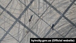 Софійська площа після дрифту, Київ, 10 серпня