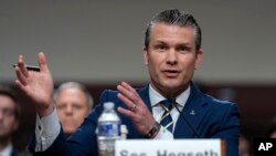 Sekretari amerikan i Mbrojtjes, Pete Hegset.