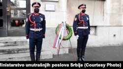 Фотографија од денешното одбележување на годишнината од почетокот на воздушните напади на НАТО на територијата на тогашна Сојузна Република Југославија