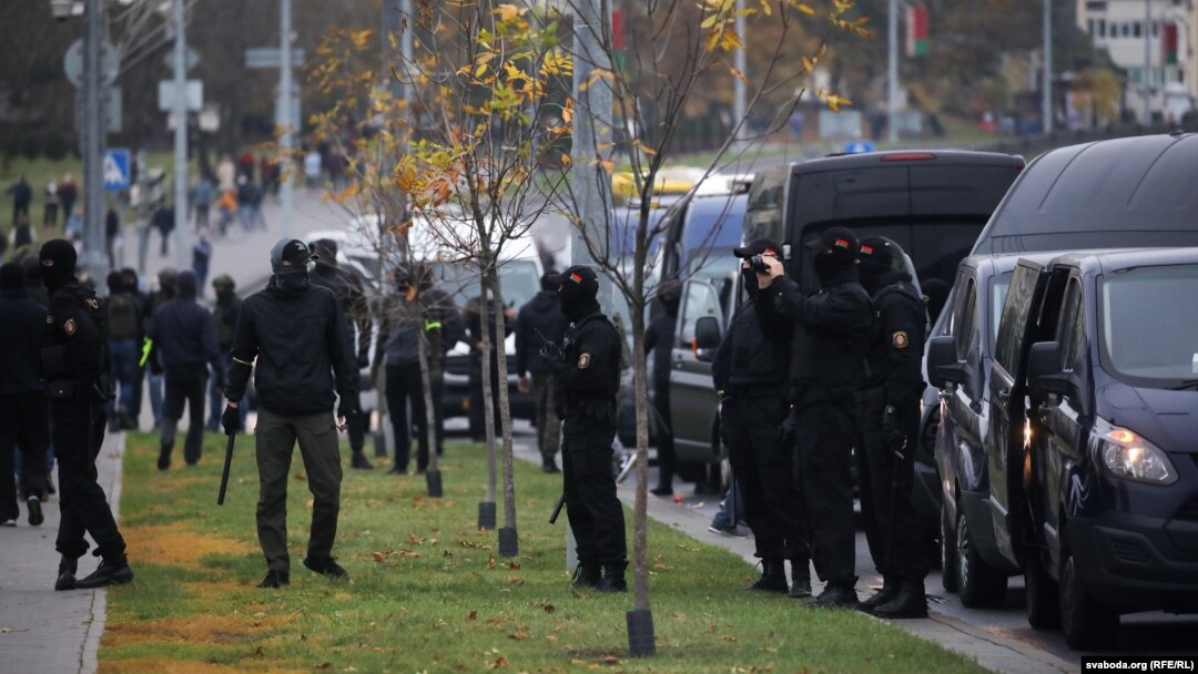 Snage bezbednosti na protestu u Minsku, 11. oktobar