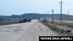 «Как бы дорога» от села Миндальное к бухте Бугаз