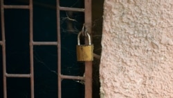 Subsoluri încuiate și treceri subterane. Cum arată locurile unde ar trebui să se ascundă oamenii în cazul unor atacuri aeriene