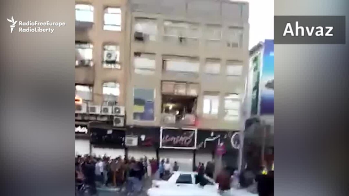 Who Are The Protesters In Iran? pic