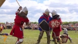 Tatar Town Holds Medieval Festival