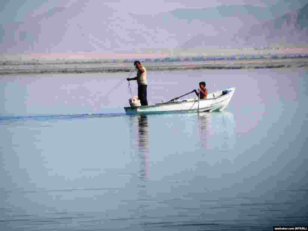Gökdepeli balykçylar