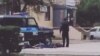 Әлеуметтік желіде Ақтөбеде атыс болған жерден түсірілген деп сипатталған видеодан скриншот.