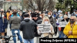 Protests over shortage of vaccines in Sarajevo