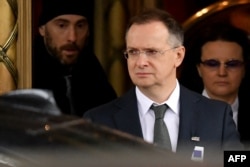 Очільник переговорної групи Росії Володимир Мединський після двогодинного другого раунду переговорів між Росією та Україною за посередництва США у Женеві. Швейцарія, 18 лютого 2026 року