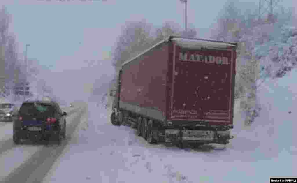 Sneg u užičkom kraju